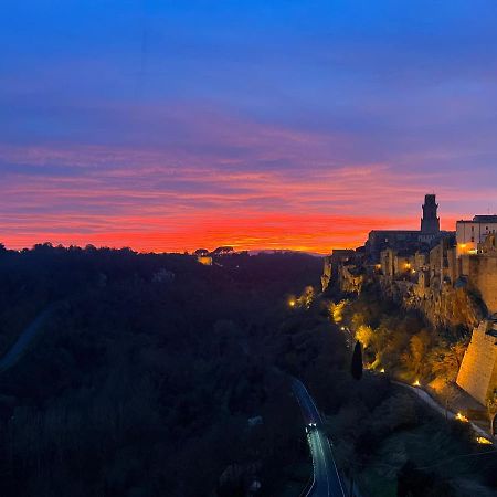 Affittacamere Licenza N.1 Presso La Magica Torre Pitigliano Exterior photo